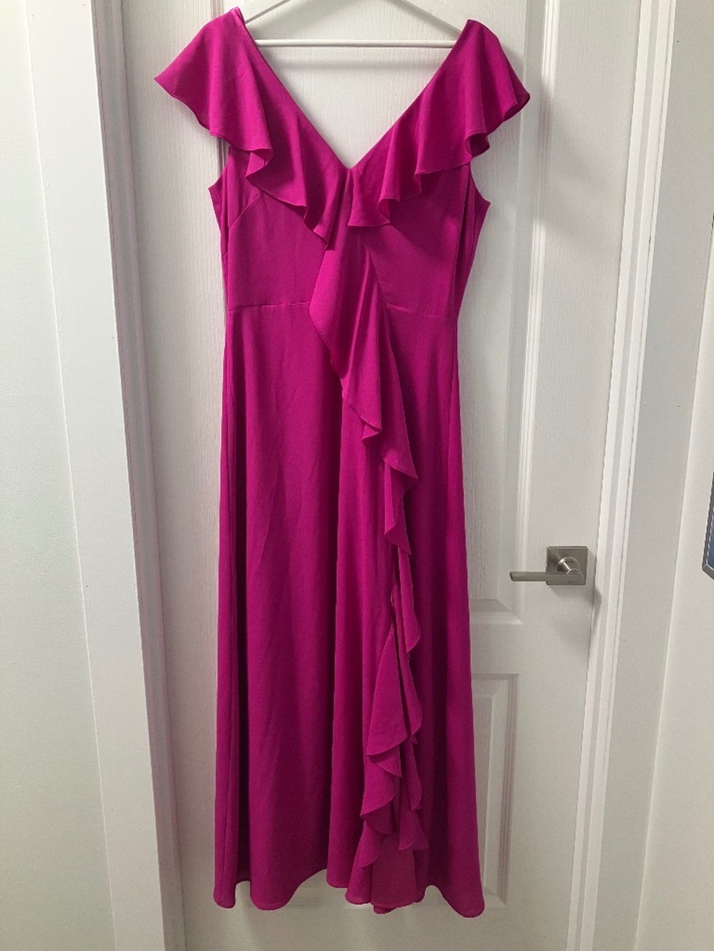 Belle Badgley Mischka designer dress size 10 in fuchsia colour
